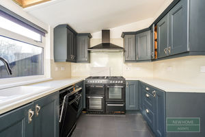 Photo 25- click for photo gallery